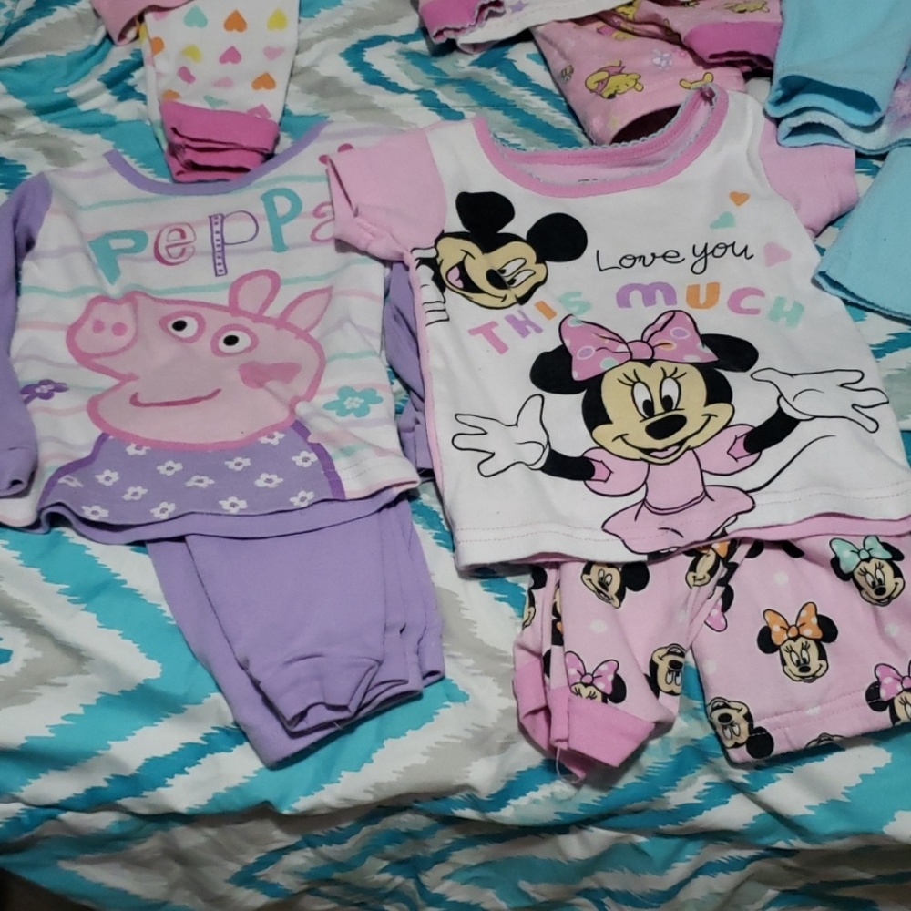 5 Pijamas 18M